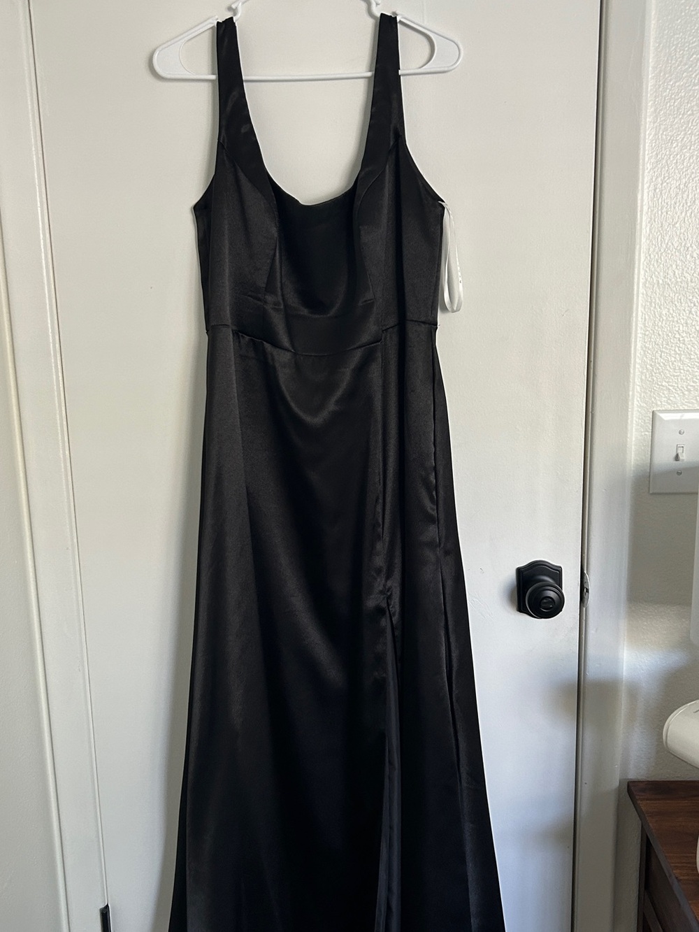 Azazie Satin Black Sleeveless Dress